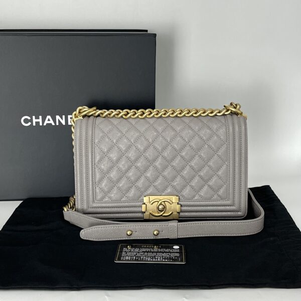 Chanel Medium Le Boy Caviar Grey