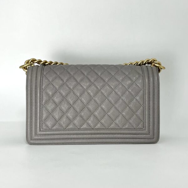 Chanel Medium Le Boy Caviar Grey - Image 4