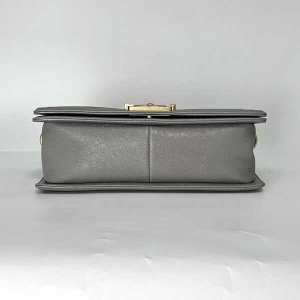 Chanel Medium Le Boy Caviar Grey - Image 7