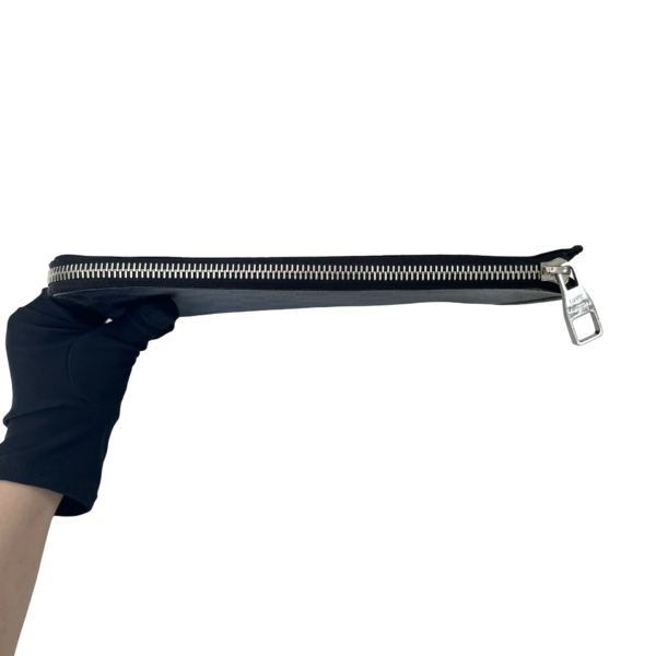 LV GRAPHITE CLUTCH - Image 4