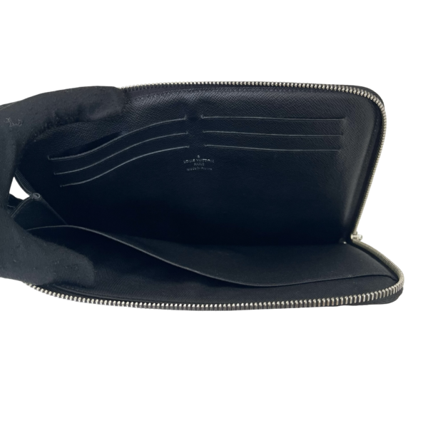 LV GRAPHITE CLUTCH - Image 2