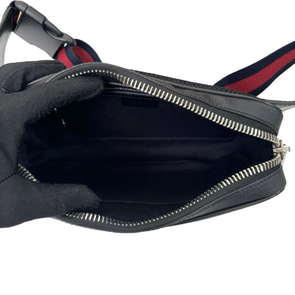 GUCCI SUPREME BELT BAG - Image 9