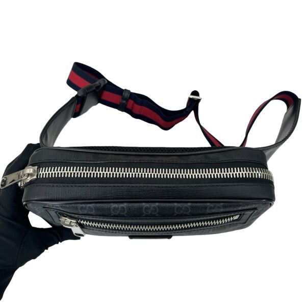 GUCCI SUPREME BELT BAG - Image 6