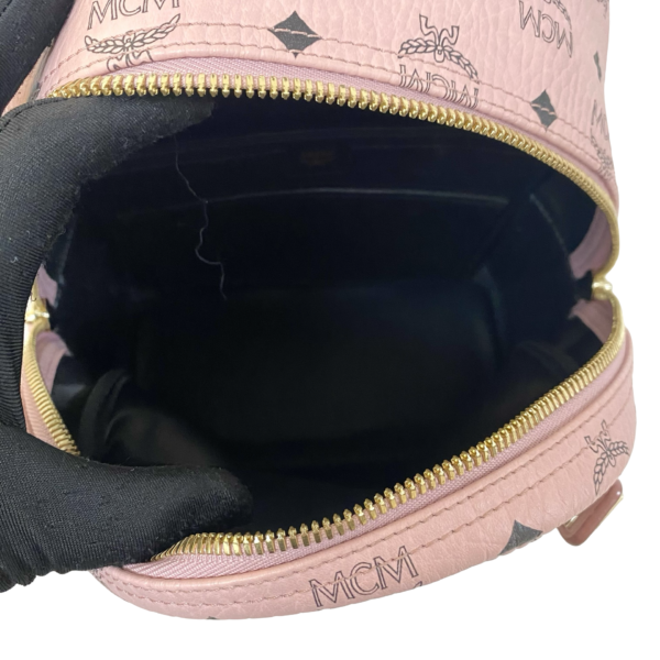 MCM STARK SIDE STUDS BACKPACK VISETOS PINK - Image 9