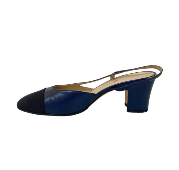 CHANEL SLINGBACK HEELS  NAVY BLUE 37.5 - Image 5